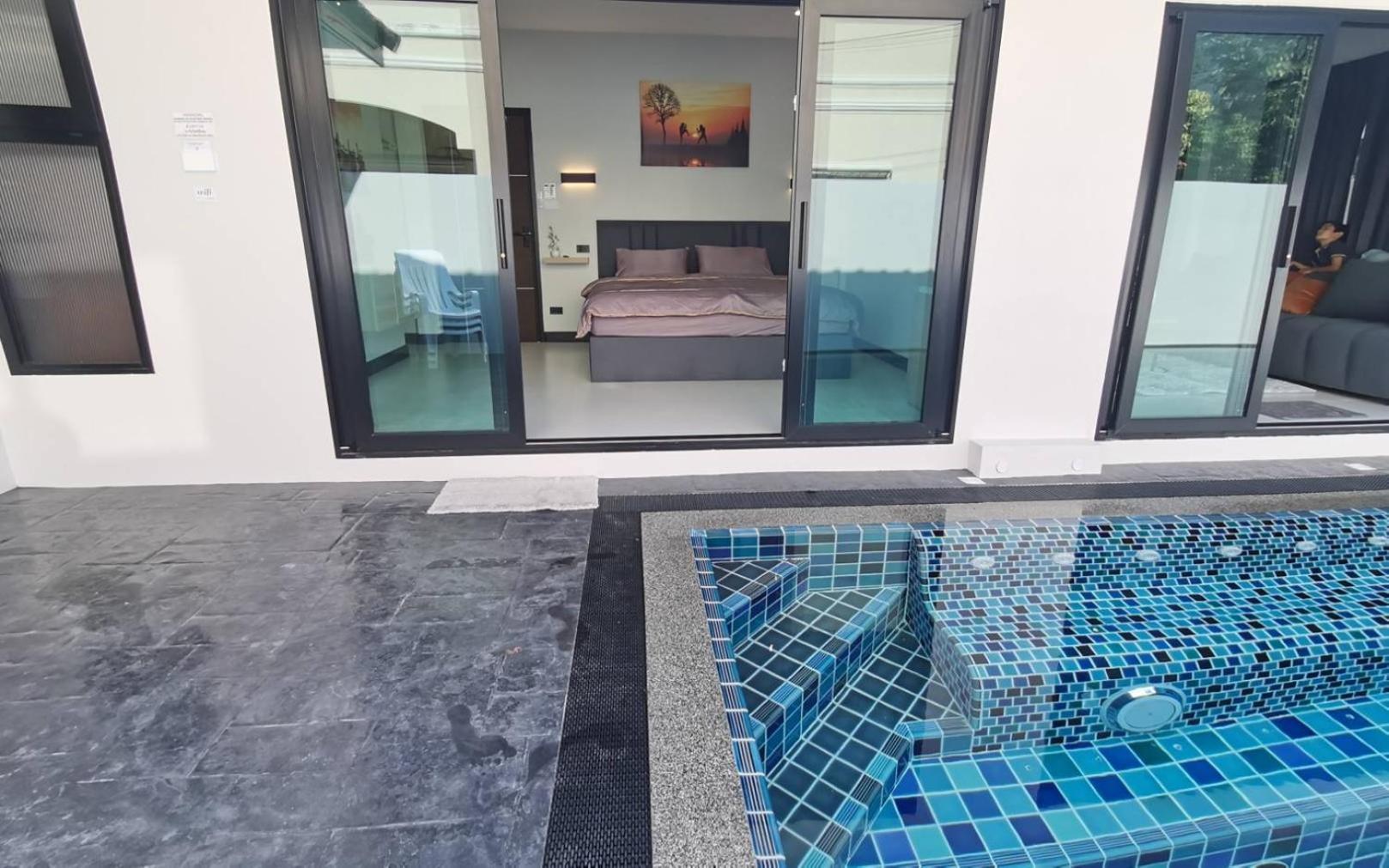 וילה Experience Perfect Swimming Pool Water At Royal Park Village - Walk To The - 6 People - Max 3 Males (adults Only) *